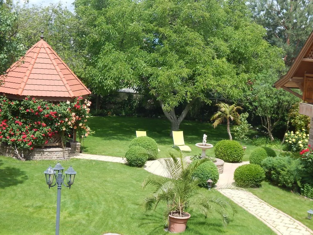 Palazzo Wellness Villa Eger Guest house