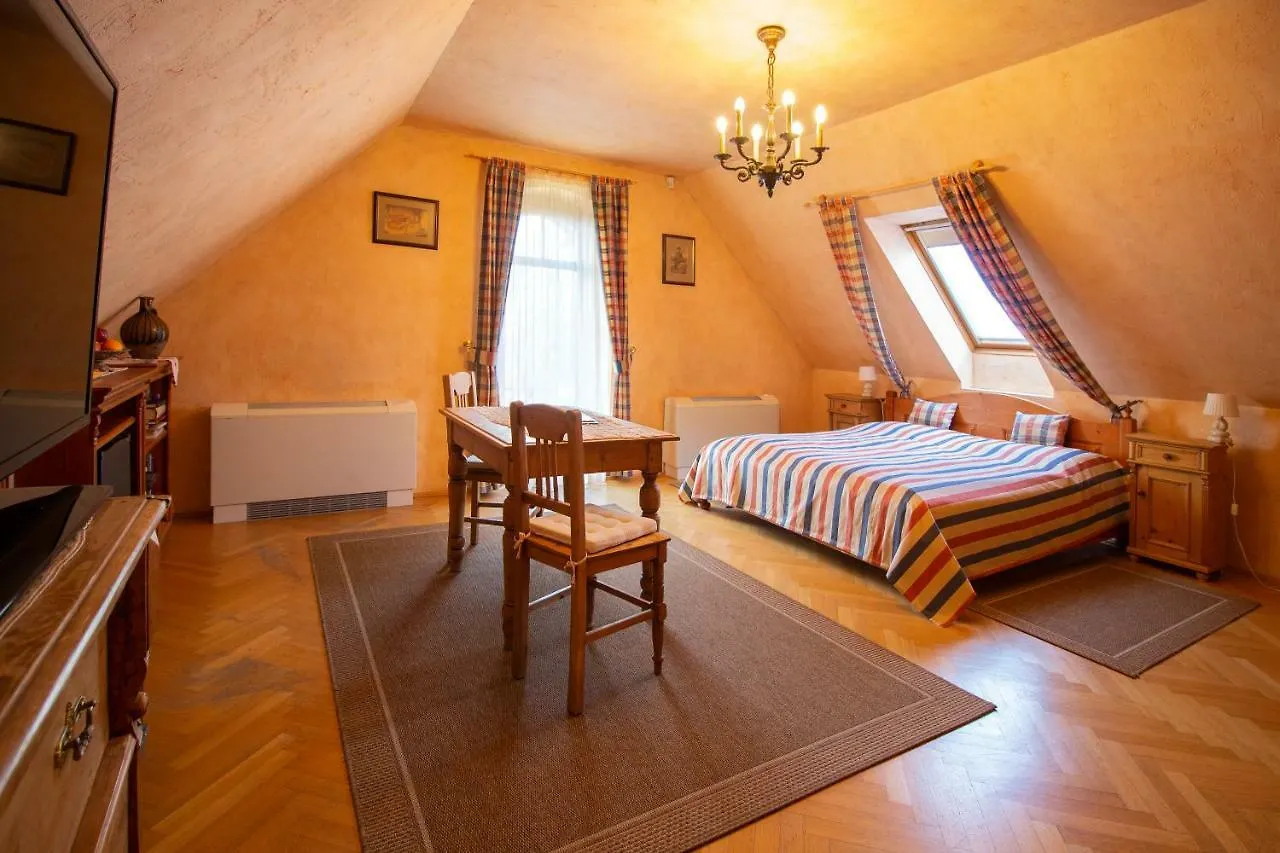 **** Guest house Palazzo Wellness Villa Eger Hungary