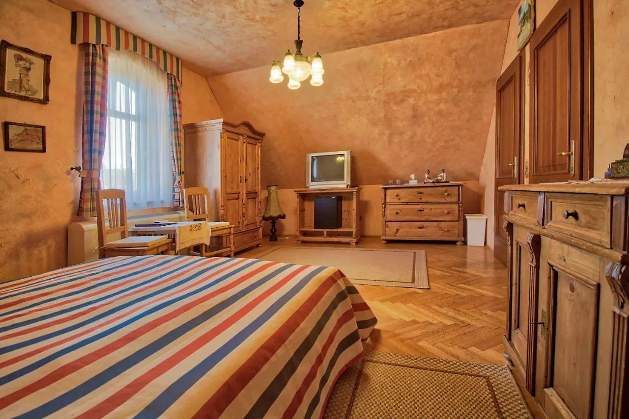 Palazzo Wellness Villa Eger Guest house