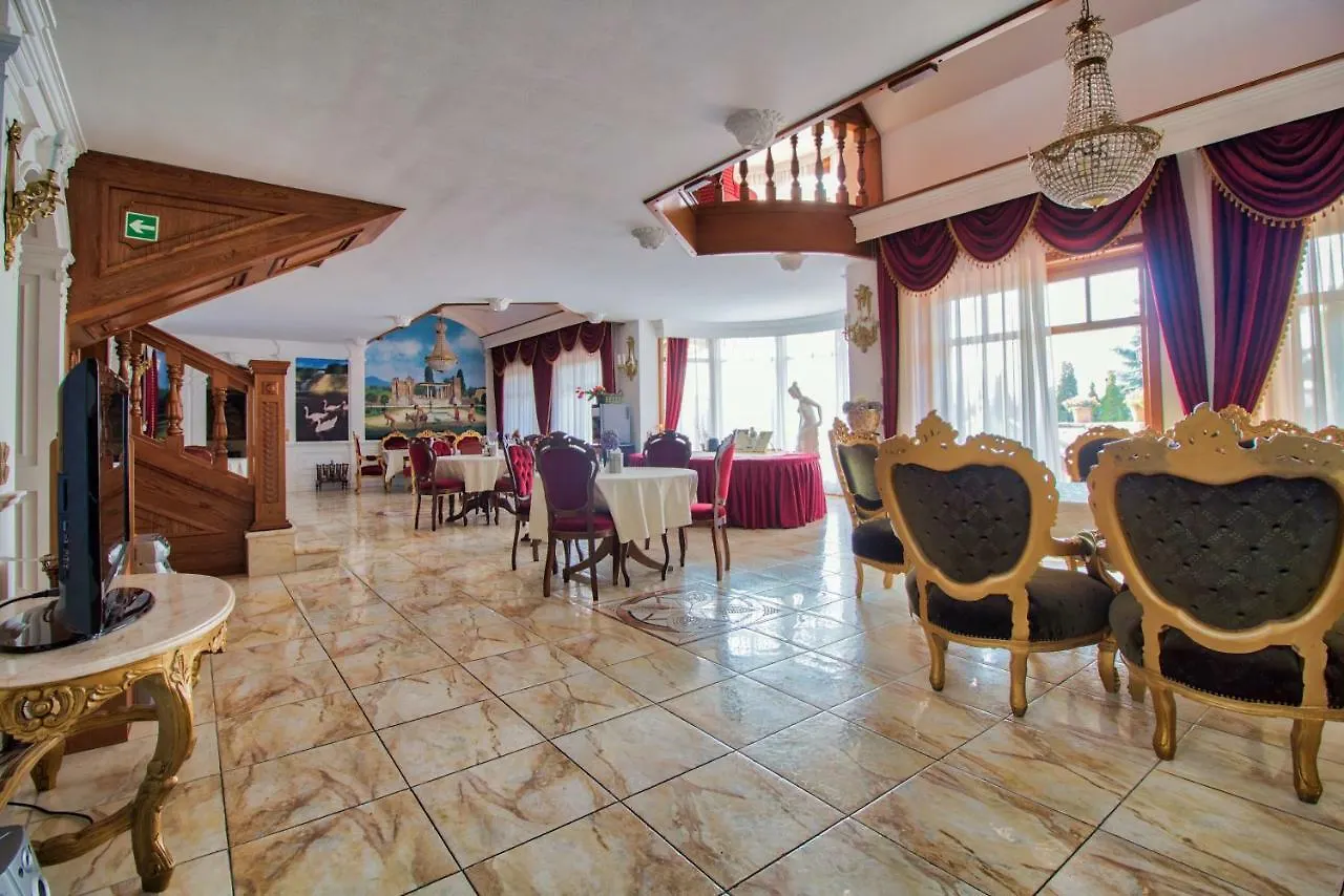 Guest house Palazzo Wellness Villa Eger